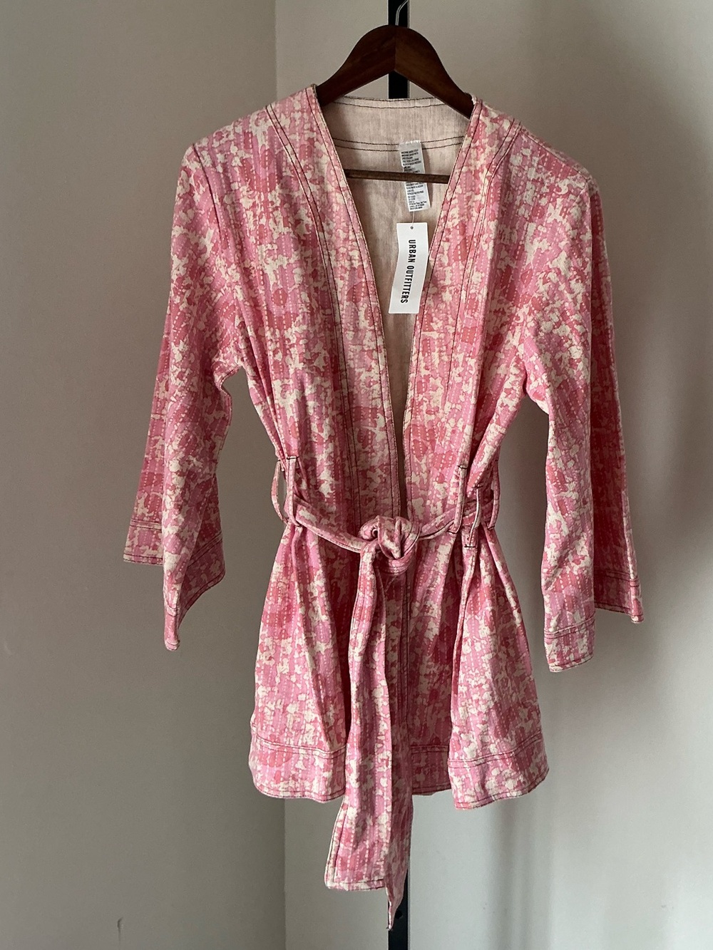 🆕 Urban Outfitters | Floral Kimono